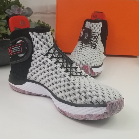 Nike Air Zoom UNVRS (CQ6422-100) NWT - Picture 2 of 15